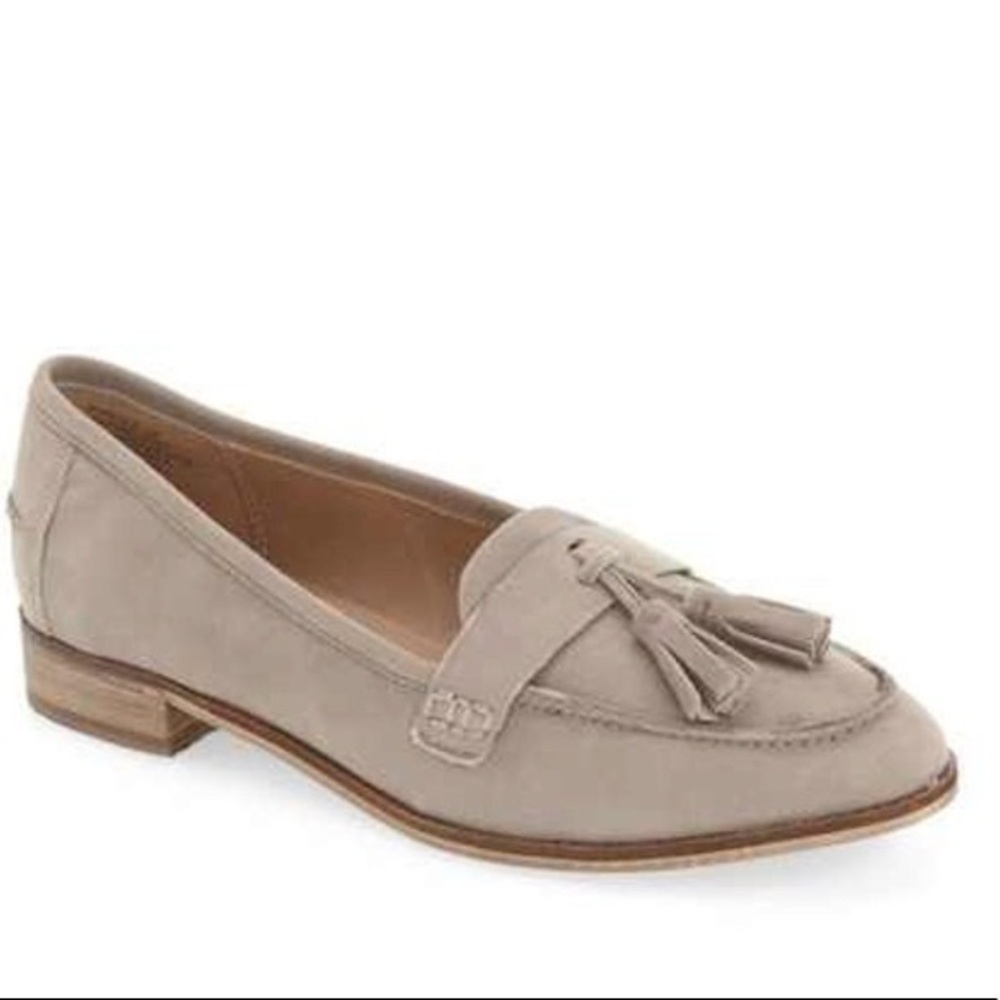 Steve Madden Light Tan Beige Makenzie Suede Tassel Slip On Loafers Boat Shoes 7